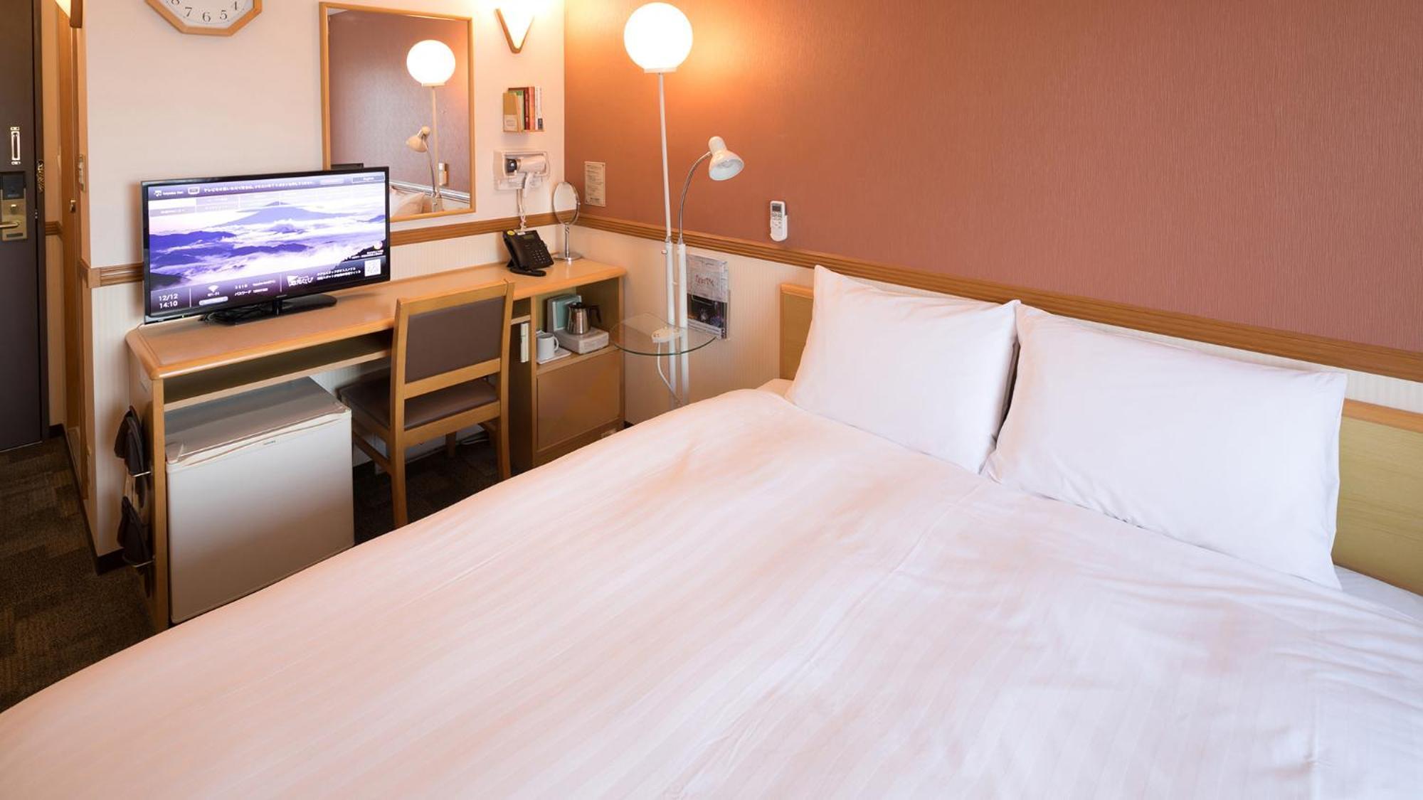 Toyoko Inn Fujisan Numazu Eki Kita Guchi No 2 Szoba fotó