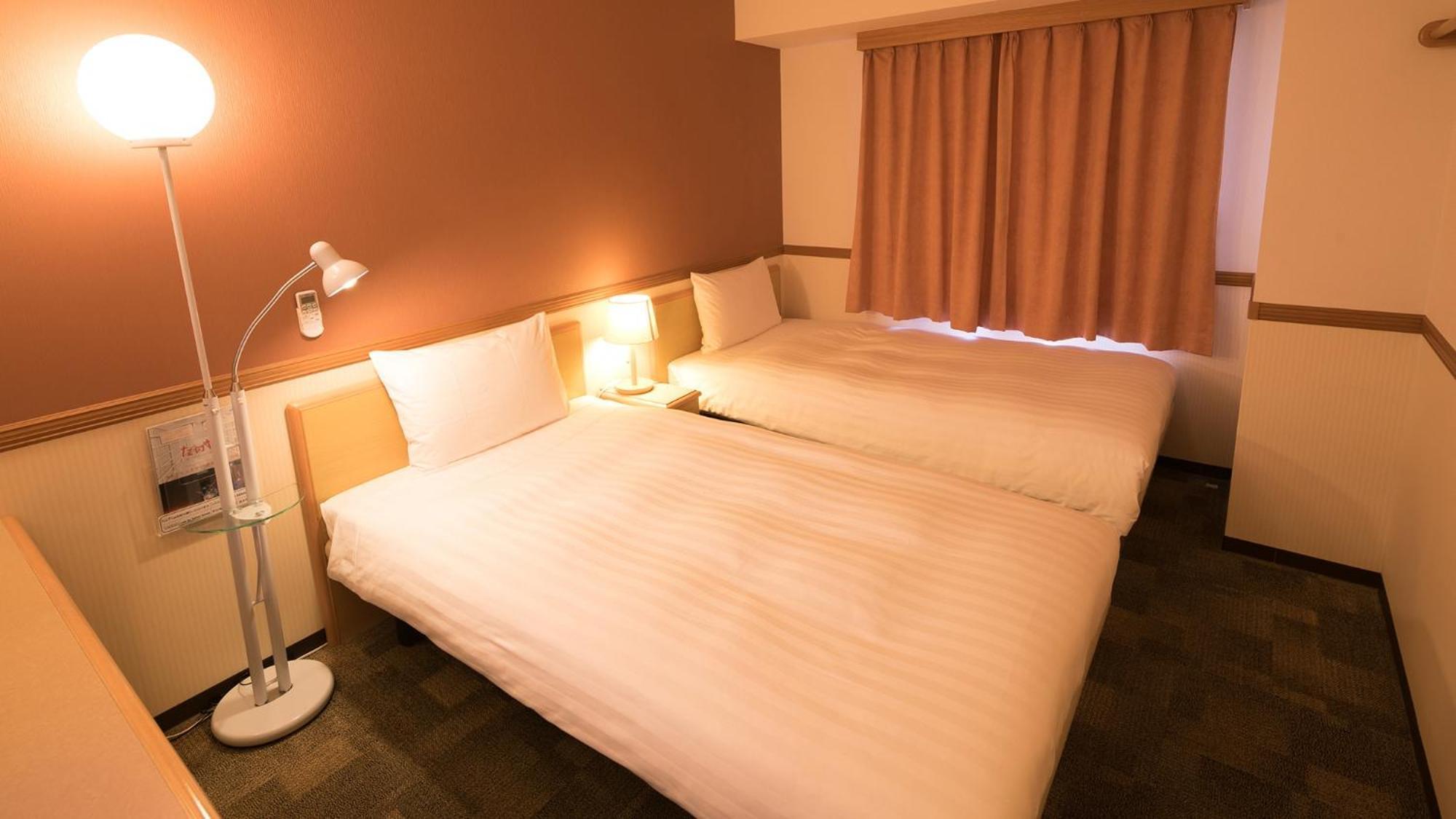Toyoko Inn Fujisan Numazu Eki Kita Guchi No 2 Szoba fotó