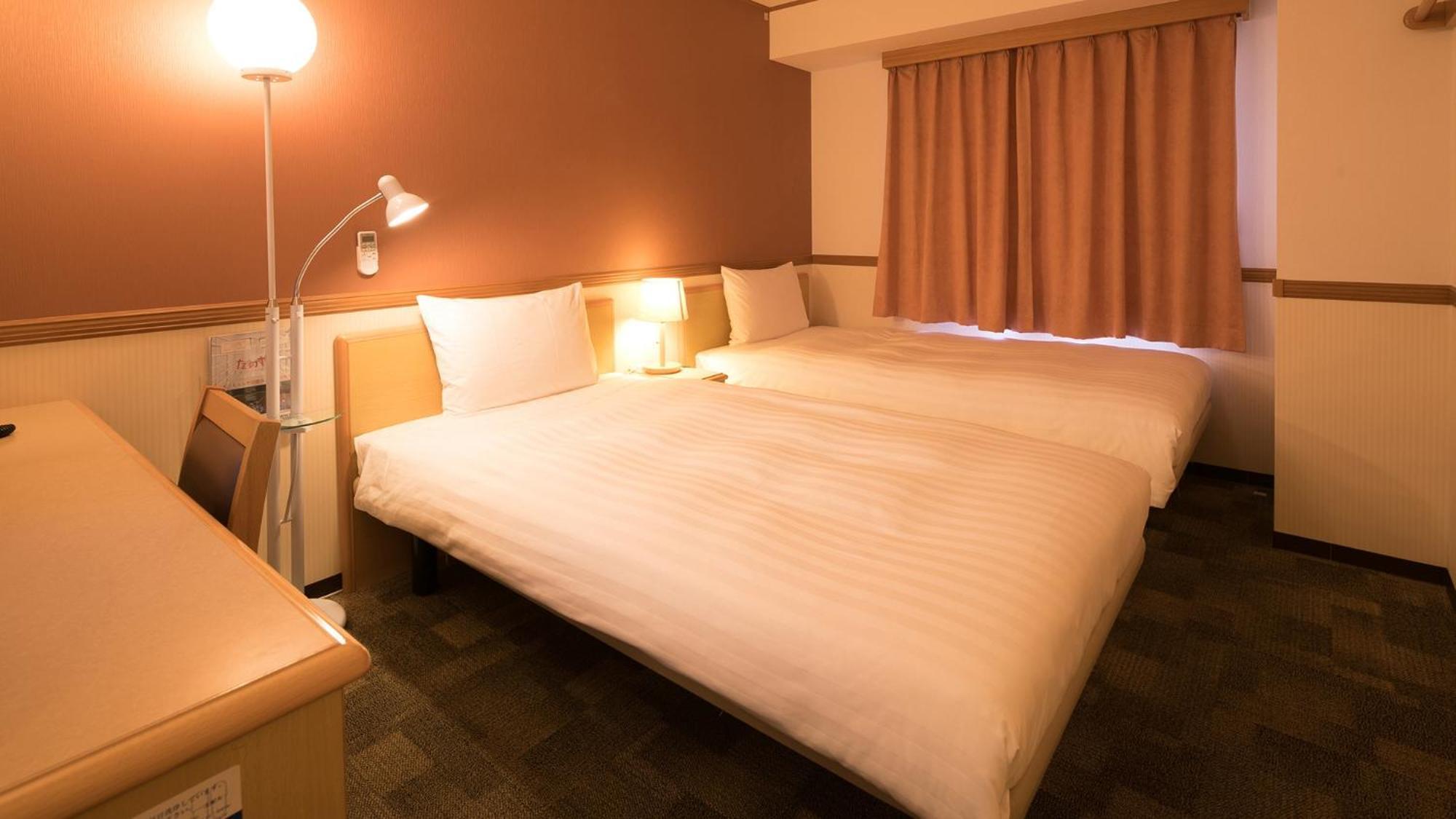 Toyoko Inn Fujisan Numazu Eki Kita Guchi No 2 Szoba fotó