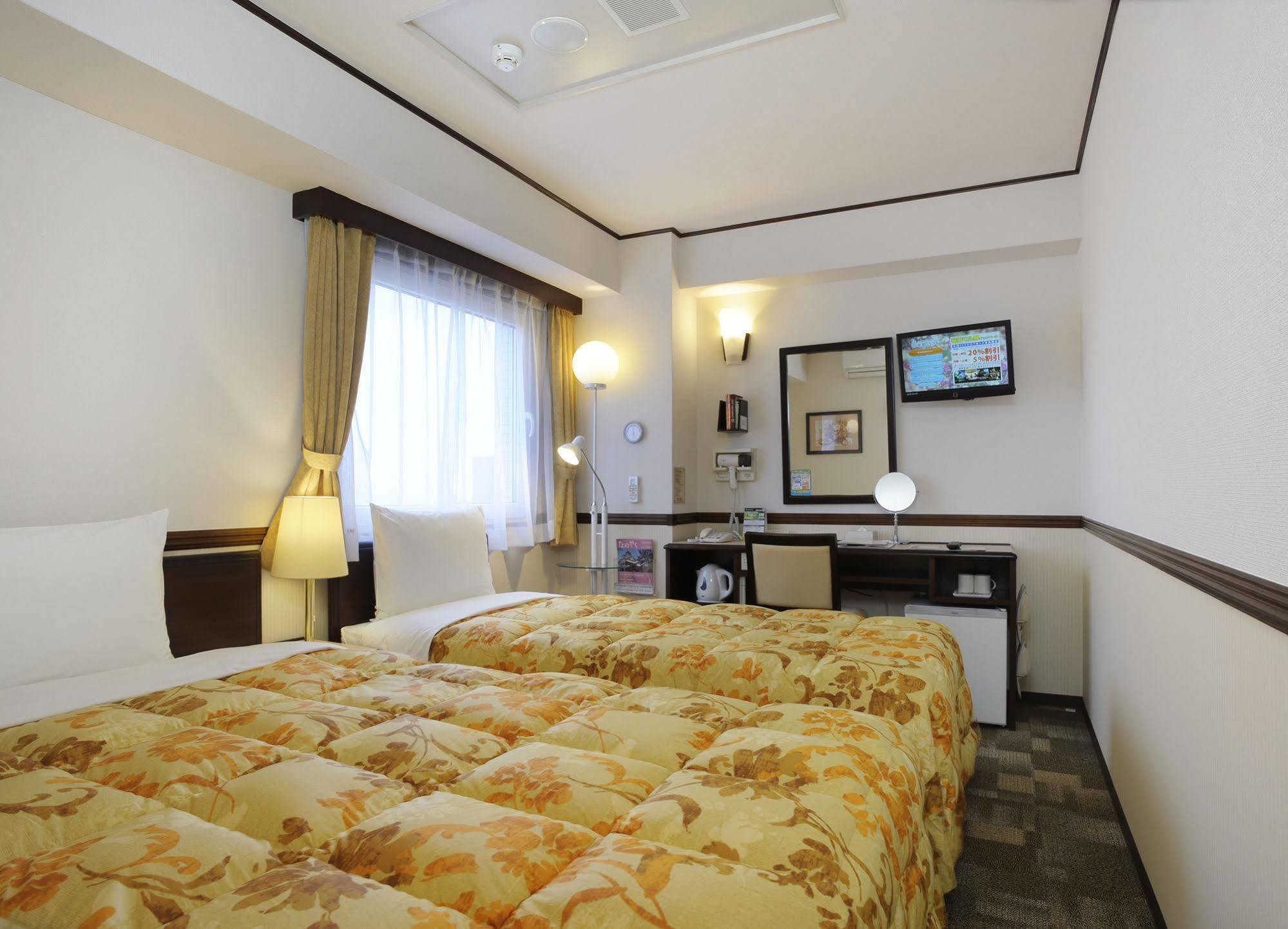 Toyoko Inn Fujisan Numazu Eki Kita Guchi No 2 Kültér fotó